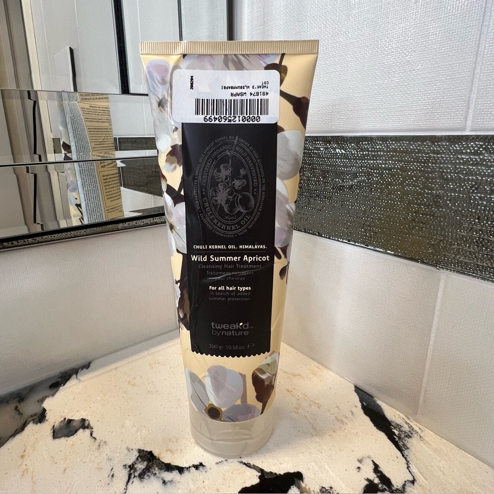 Tweaked by Nature 🇨🇦- Wild Summer Apricot Cleansing Hair Treatment